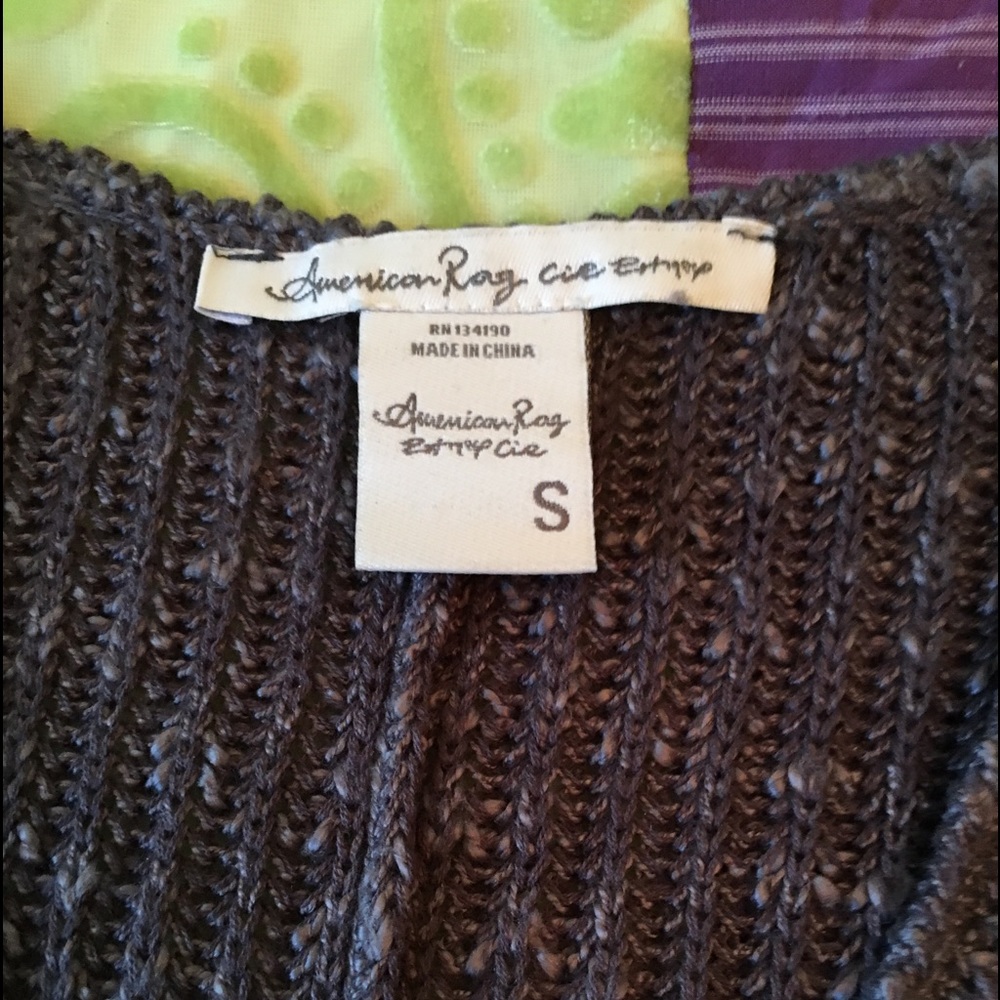 Sweater - Picture 3 of 3